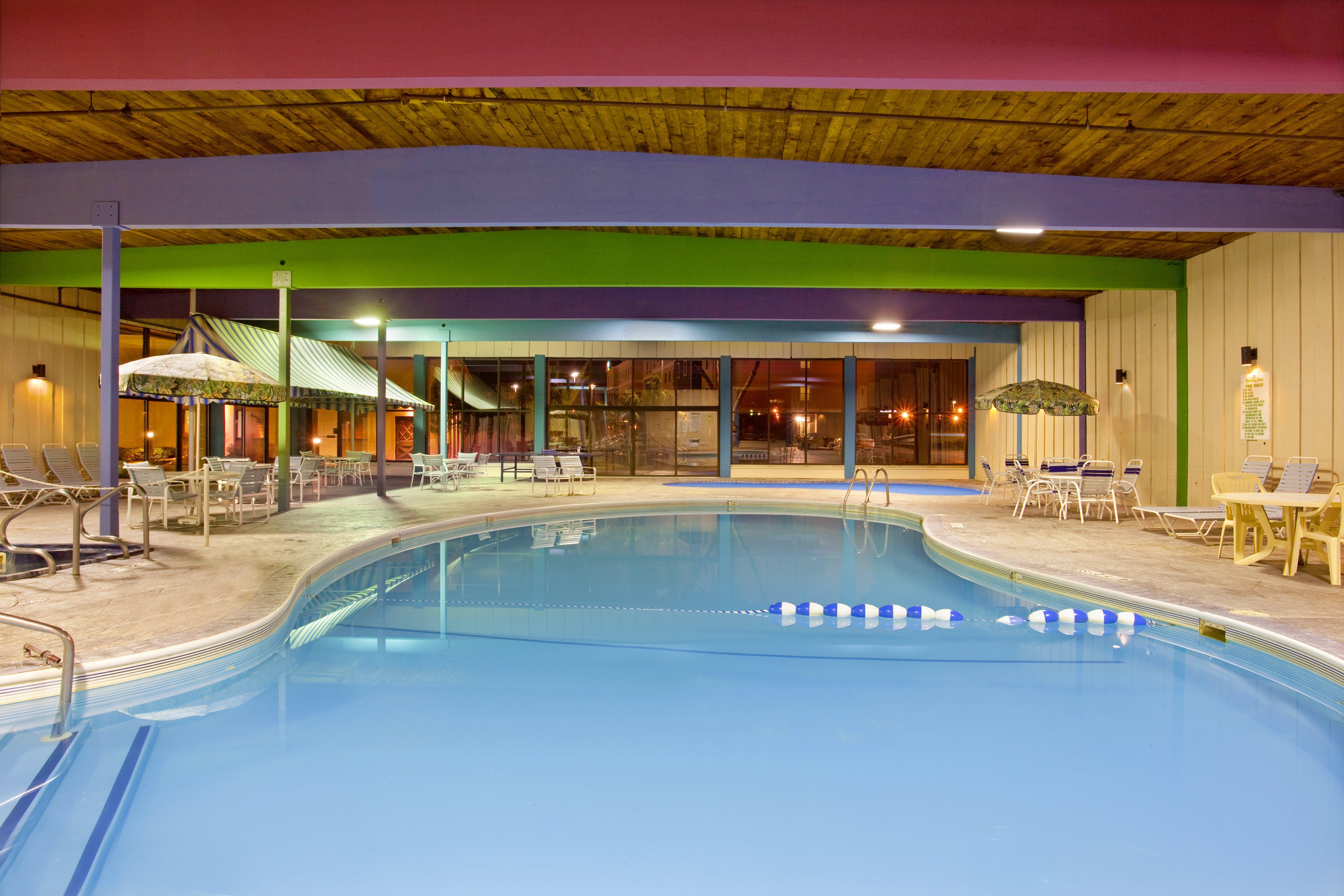 Holiday Inn Rockford By Ihg Buitenkant foto