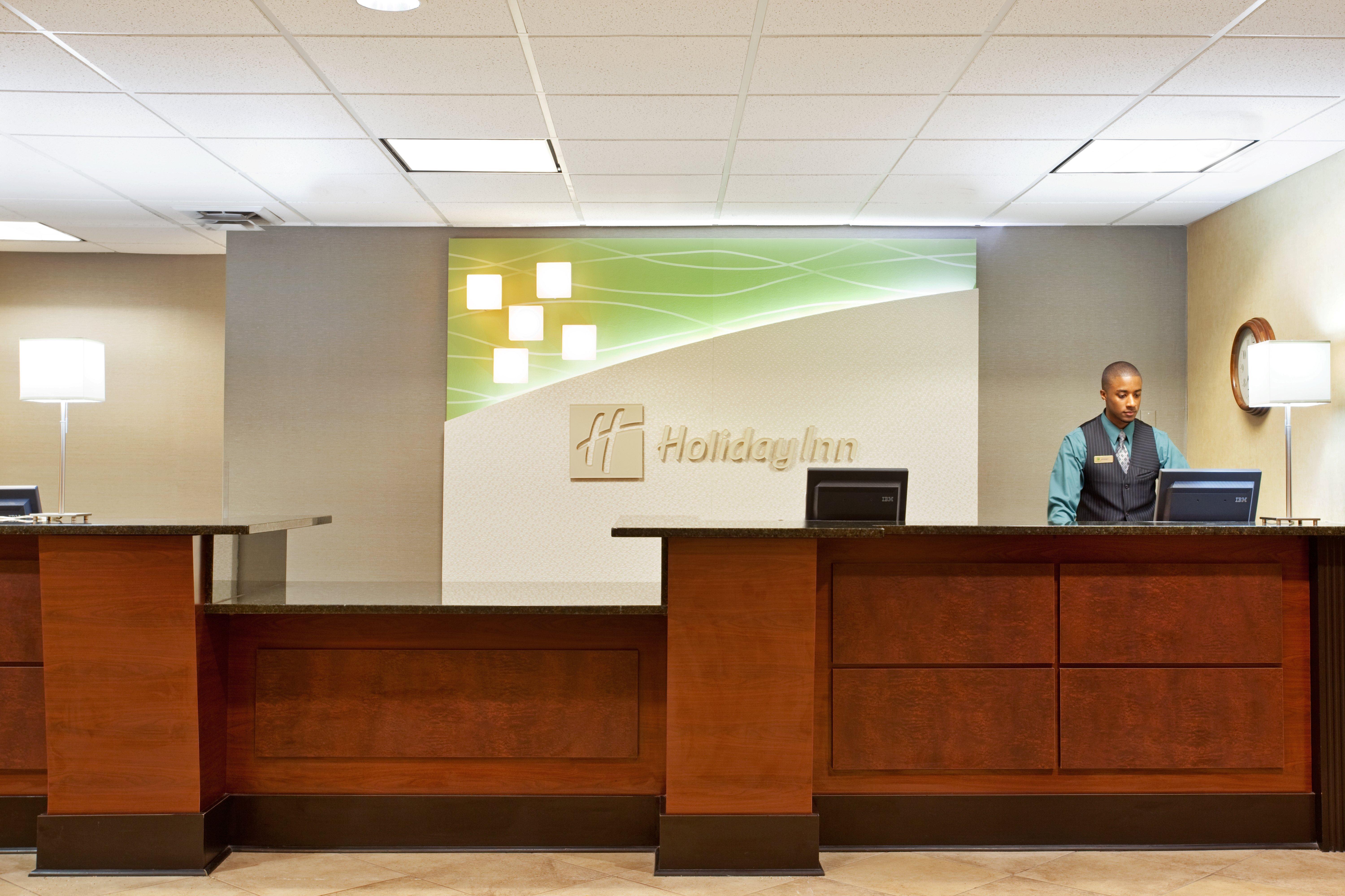 Holiday Inn Rockford By Ihg Buitenkant foto
