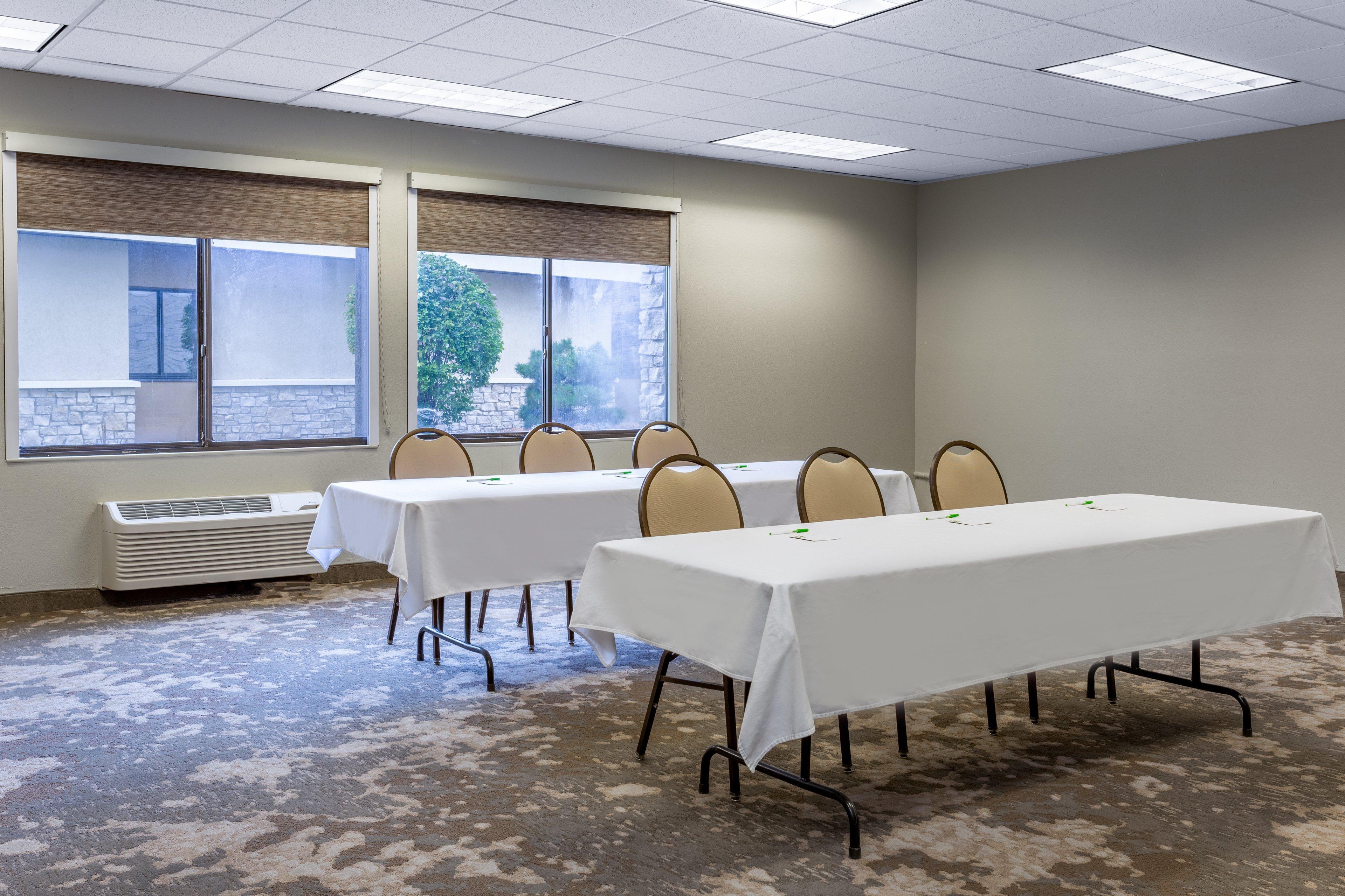 Holiday Inn Rockford By Ihg Buitenkant foto