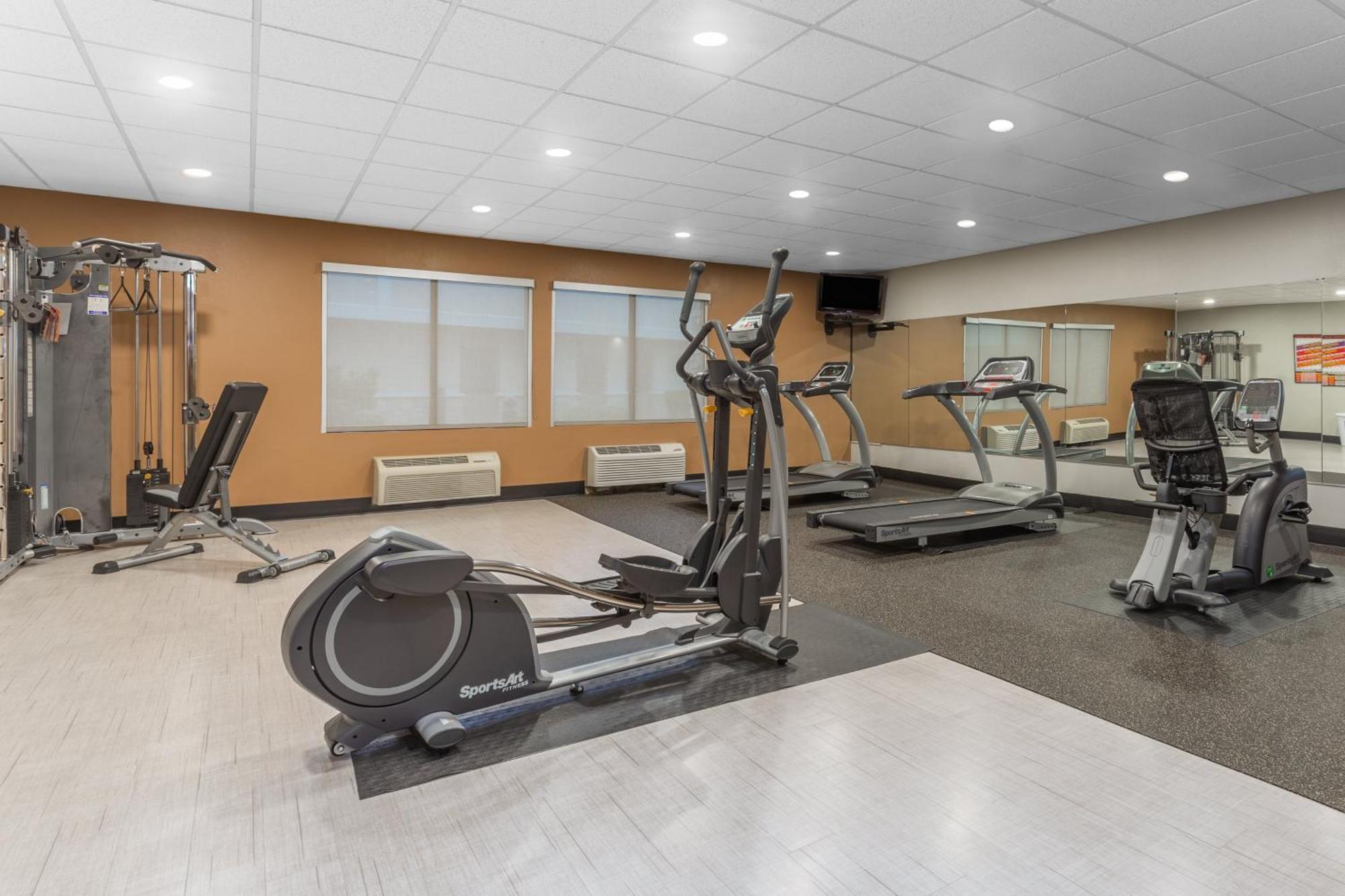 Holiday Inn Rockford By Ihg Buitenkant foto