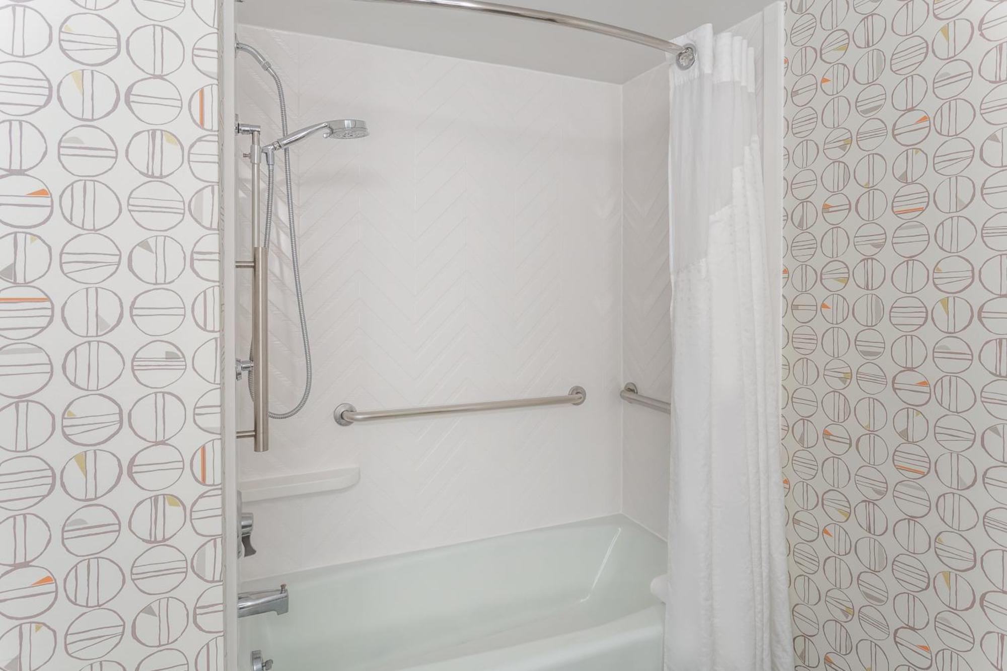 Holiday Inn Rockford By Ihg Buitenkant foto