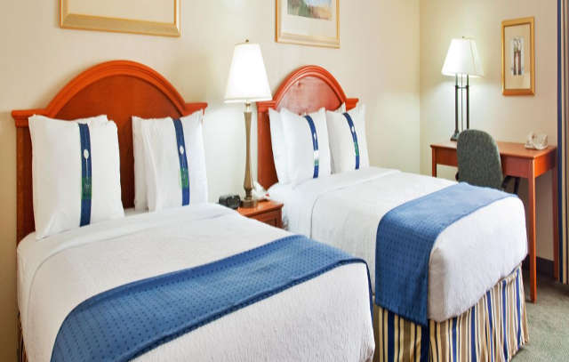 Holiday Inn Rockford By Ihg Buitenkant foto
