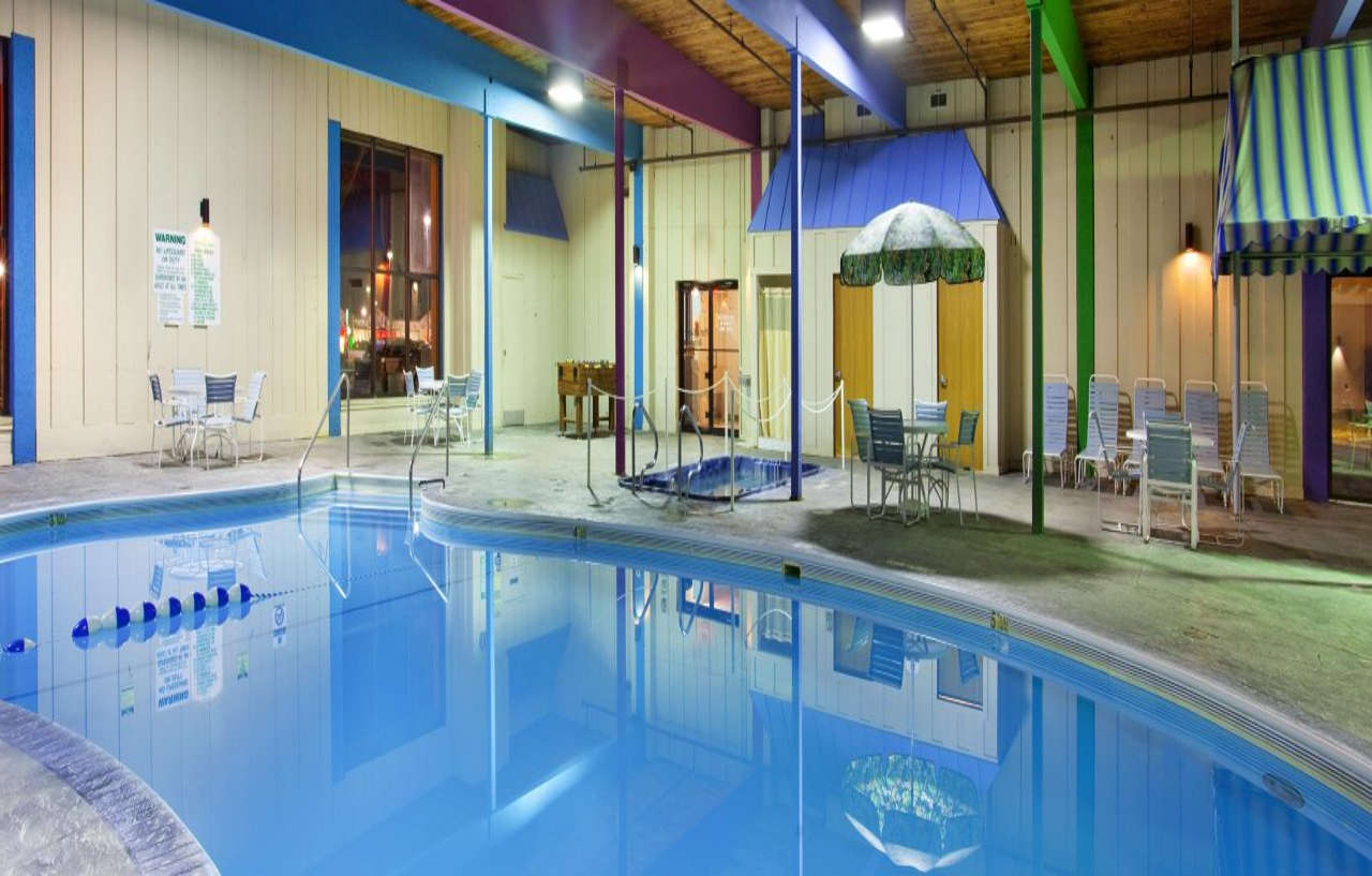 Holiday Inn Rockford By Ihg Buitenkant foto